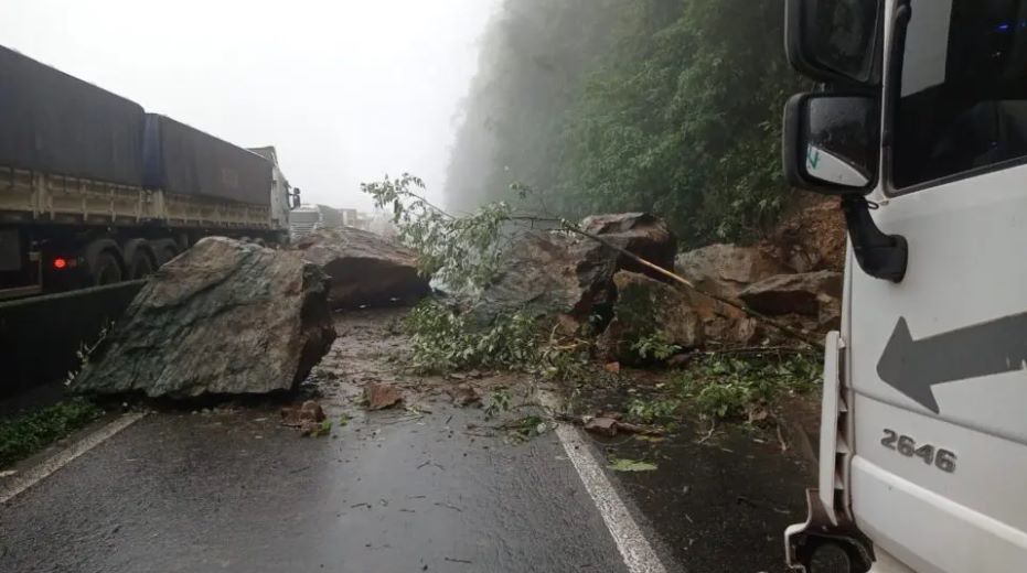 Interdição de trecho da BR-277 já gerou prejuízo de quase R$ 35 milhões, aponta estudo